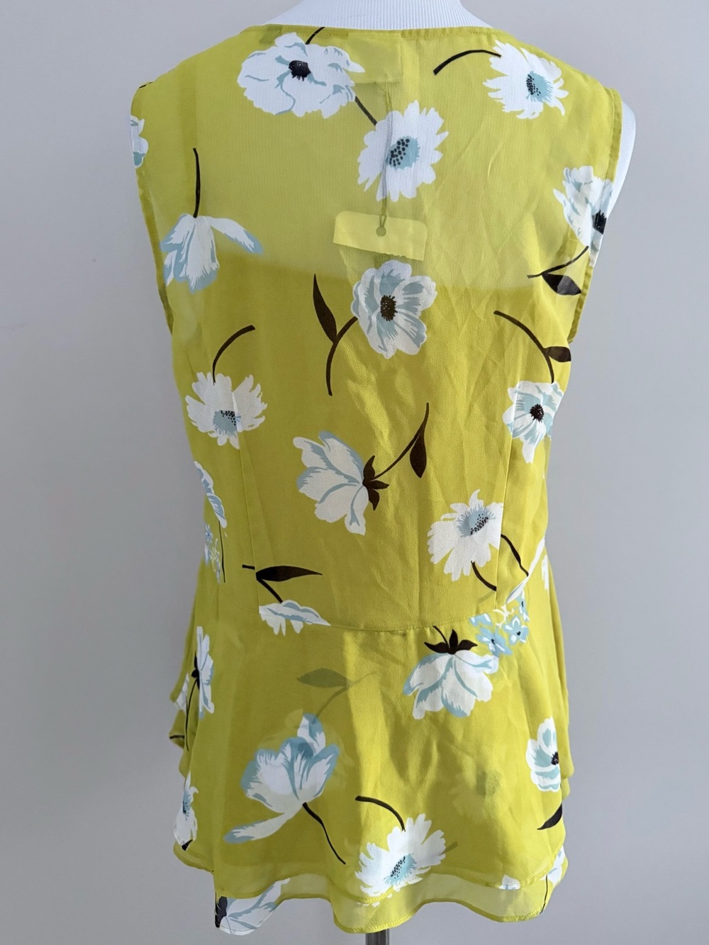 CAbi || Mustard Floral V-Neck Peplum Tank Top with Cami. Sz. S - Picture 7 of 14